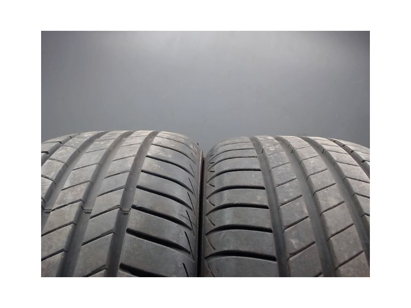 Paire de pneus BRIDGESTONE TURANZA T005 195 50 15 82 H